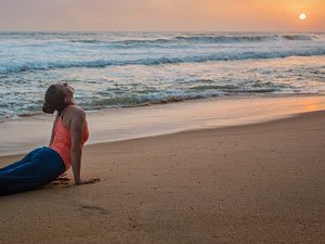 El Saludo al Sol: Sus orígenes y cómo mejorarlo